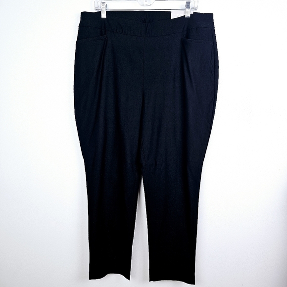 Chico's #570250879 So Slimming Brigitte Slim Ankle Pants in Black NWT - Picture 1 of 11